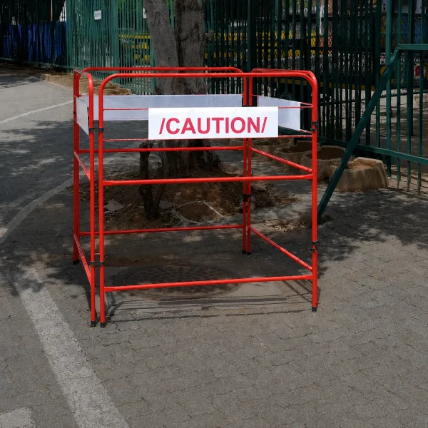 Man-hole-barrier-gate-1-1.webp Manhole Barrier Gate 4 Panel